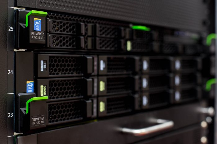 Dedicated Server (บริการให้เช่า Server) คือ บริการให้เช่าเครื่อง Server โดยที่ Dedicated Server ได้ถูกติดตั้งอยู่บนเครือข่ายความเร็วสูง โดยที่ท่านสามารถควบคุมการทำงานของ Dedicated Server ได้ทุกอย่าง เช่น Setup Web Server,ติดตั้ง Mail Server หรือติดตั้งโปรแกรมต่างๆ บนserver ที่ต้องการ ซึ่ง Dedicated Server เหมาะกับผู้ใช้บริการที่เป็นเจ้าของหลาย Web Site, Web Site มีขนาดค่อนข้างใหญ่, ต้องการ นำไปขายเป็น Web Hosting, เว็บไซต์ที่ใช้ปริมาณ Access ต่อเว็บสูงและสามารถรองรับ Reseller ได้อีก โดยคุณสามารถควบคุมเครื่อง Server เองได้ทั้งหมดผ่าน Internet ได้ตลอด 24 ชั่วโมง สำหรับลูกค้าที่ไม่ต้องการลงทุนในการมี Server ของตนเอง โดย Best IDC จะเป็นผู้จัดเตรียม Server และ Software ให้กับลูกค้าที่ใช้บริการ Dedicated Server ตามความต้องการ พร้อมทั้งมีบริการเสริมเป็น ผู้ดูแลระบบ Dedicated Server ให้กับลูกค้า รวมถึงระบบฐานข้อมูลตามที่ลูกค้าต้องการ บริการ Dedicated Server ,Dedicated Server, คือ,บริการ,ให้เช่าเครื่อง Server ,Dedicated ,Server,หำพอำพ,กำกรแฟะำ,ราคาถูก,Dedicated Server ราคาถูก, ที่ไหนดี,Dedicated Server ที่ไหนดี,Dedicated Server ที่ไหนดี , Dedicated Server ราคาถูก,Dedicated Server ไทย , Dedicated Server thailand ,Dedicated Server เช่าซื้อ,Dedicated Server เช่า,Dedicated Server ราคา,Dedicated Server แปลว่า,Dedicated Server ark,dedicated server เช่า, dedicated server meaning,dedicated server meaning,dedicated server prices,dedicated server hosting,dedicated server minecraft,dedicated server godaddy,dedicated server france cheap,dedicated server build,dedicated server uk,dedicated server usa,dedicated server japan,dedicated server lao,dedicated server bkk,dedicated server กรุ่งเทพ,Qu'est-ce qu'un serveur dédié?,Što je posvećena poslužitelj?,
O que é um servidor dedicado?,Hvað er hollur framreiðslumaður?,専用サーバーとは何ですか？,Co to jest serwer dedykowany?,Що таке виділений сервер?,什麼是專用服務器？,Ano ang Dedicated Server?,Was ist ein dedizierter Server?,
Hva er en dedikert server?,Qu'est-ce qu'un serveur dédié?,전용 서버 란 무엇입니까?, Dedicated Server ที่ไหนดี , Dedicated Server ราคาถูก,Dedicated Server ไทย , Dedicated Server thailand ,Dedicated Server เช่าซื้อ,Dedicated Server เช่า,Dedicated Server ราคา,Dedicated Server แปลว่า,Dedicated Server ark , dedicated server thailand,dedicated server เช่า, dedicated server meaning,dedicated server meaning,dedicated server prices,dedicated server hosting,dedicated server minecraft,dedicated server godaddy,dedicated server france cheap,dedicated server build,dedicated server uk,dedicated server usa,dedicated server japan,dedicated server lao,dedicated server ,dedicate server ที่ไหนดี pantip , Dedicated Server pantip,cloud server คืออะไร ,Windows Server คืออะไร ,SPLA License ,Microsoft SQL Server  ,WordPress คืออะไร ? ,Windows Admin Center คือ ,colocation server คือ ,vps  ,VPS Linux ,MariaDB คืออะไร Dedicated Server คือ บริการให้เช่าเครื่อง Server โดยที่ Dedicated Server ได้ถูกติดตั้งอยู่บนเครือข่ายความเร็วสูง โดยที่ท่านสามารถควบคุมการทำงานของ Dedicated Server ได้ทุกอย่าง เช่น Setup Web Server,ติดตั้ง Mail Server หรือติดตั้งโปรแกรมต่างๆ บนserver ที่ต้องการ Dedicated Server เหมาะกับผู้ใช้บริการที่เป็นเจ้าของหลาย Web Site,dedicated server thailand
